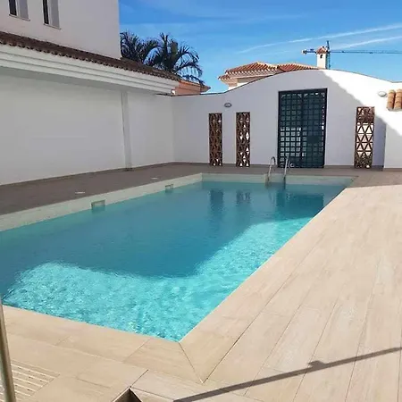 Sunny Holiday home