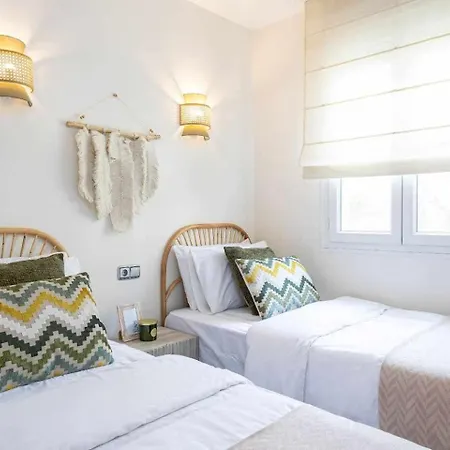Sunny Holiday home